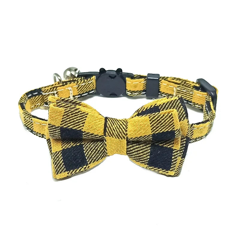 Pet Breakaway Cat Collar Bow Tie and Bell Cute Plaid Christmas Red Elastic Adjustable Dog Collar With Sash Small Bell For Cats Econic Blanks