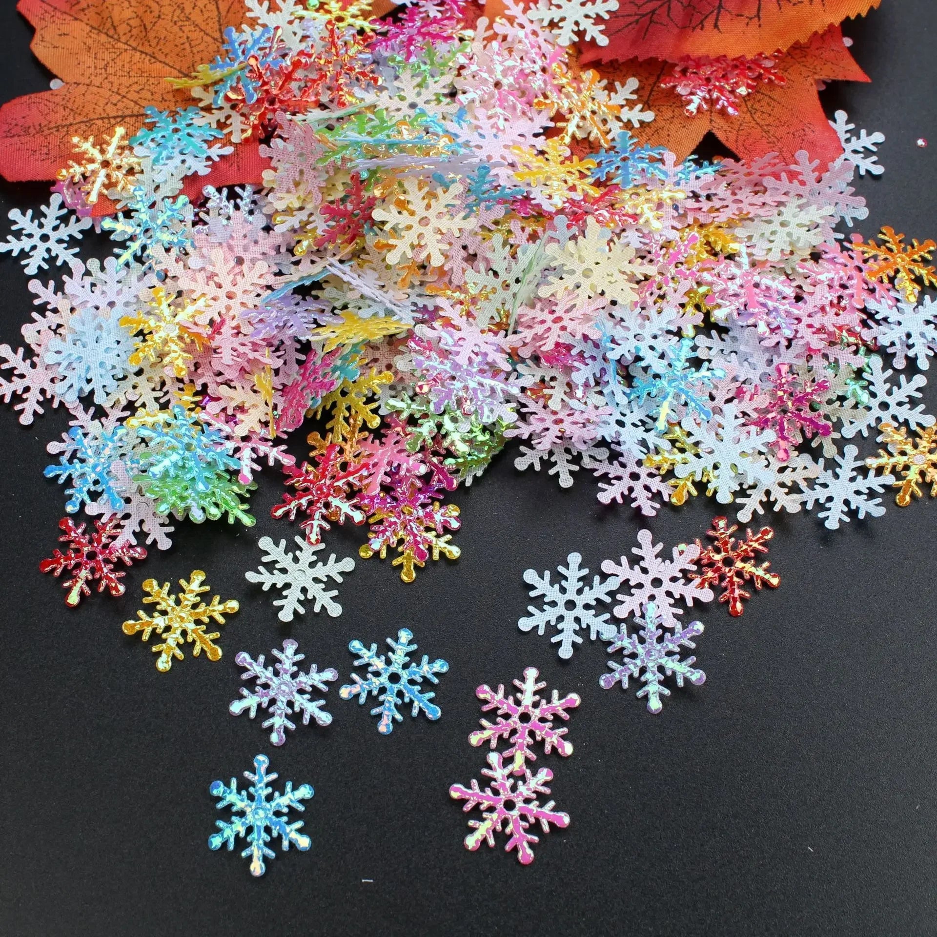 300pcs 2cm Christmas Snowflakes Confetti Xmas Tree Ornaments Christmas Decorations for Home Winter Party Cake Decor Supplies Econic Blanks